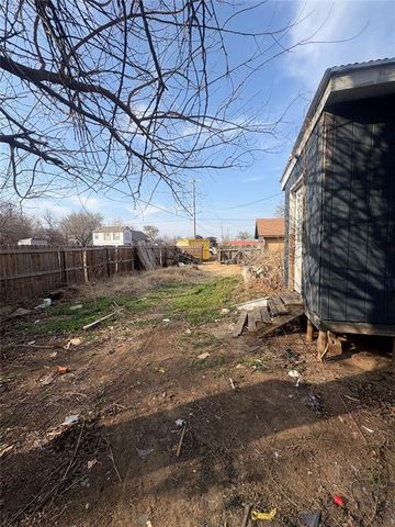 920 W Woodson Street, El Reno, OK 73036