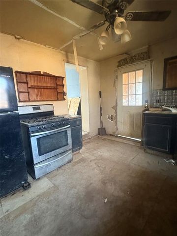 920 W Woodson Street, El Reno, OK 73036