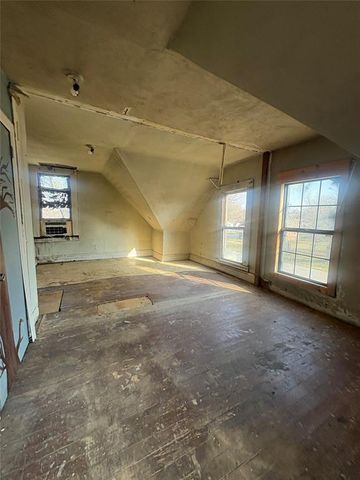 920 W Woodson Street, El Reno, OK 73036