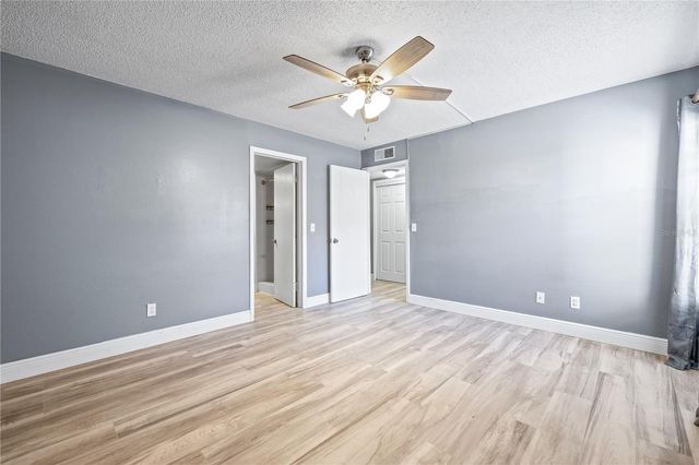 5169 PURITAN CIRCLE, Tampa, FL 33617