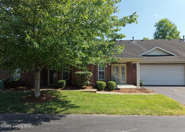 11309 Ridge Lake Dr, Louisville, KY 40272