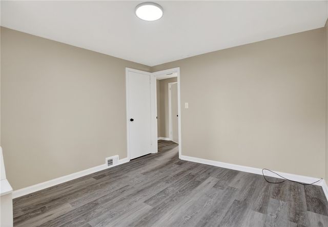 79 Beechmont Ave, West View, PA 15229