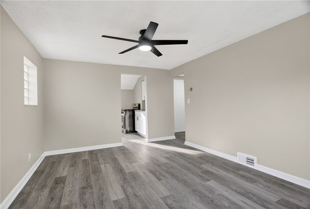 79 Beechmont Ave, West View, PA 15229