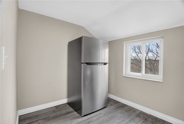 79 Beechmont Ave, West View, PA 15229