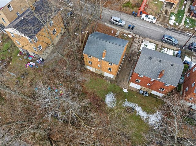 79 Beechmont Ave, West View, PA 15229