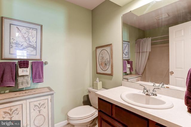 16 HEMLOCK DR, Maytown, PA 17550