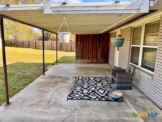 1612 Alamo Drive, Victoria, TX 77901