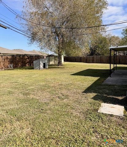 1612 Alamo Drive, Victoria, TX 77901