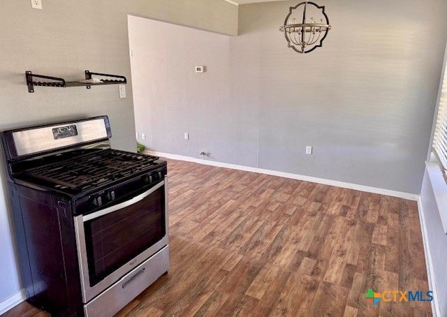 1612 Alamo Drive, Victoria, TX 77901