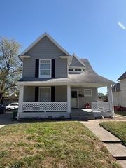 525/527 6th Street 2, West Des Moines, IA 50265