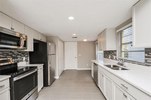 1625 CROSSRIDGE DRIVE, Brandon, FL 33510