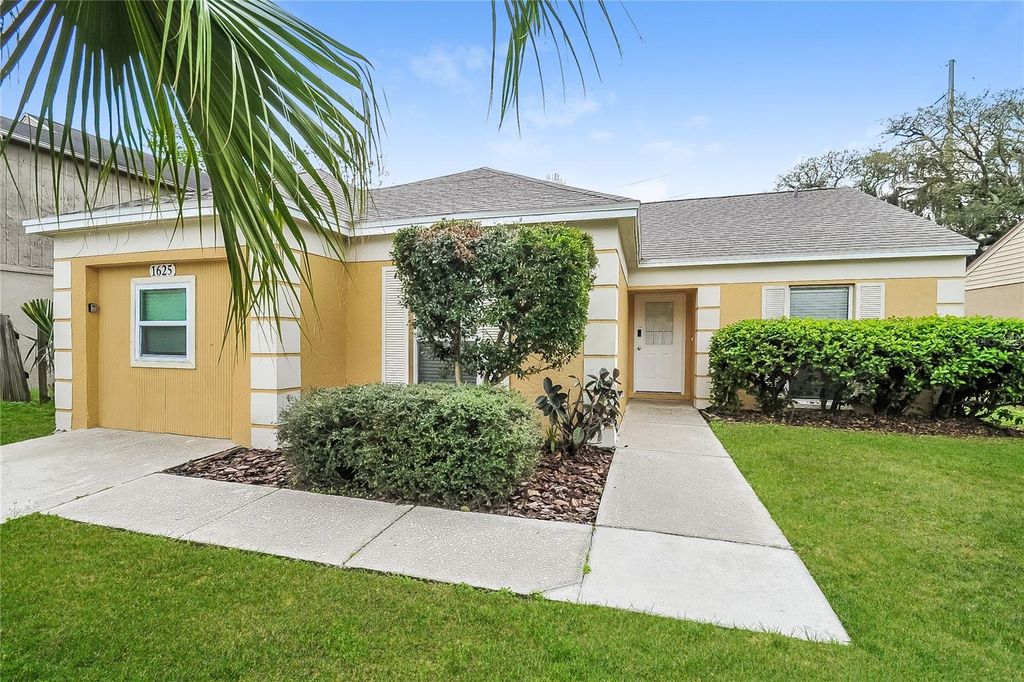 1625 CROSSRIDGE DRIVE, Brandon, FL 33510