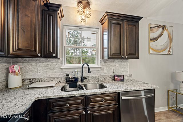 120 Cedar Grove Road, Petal, MS 39465