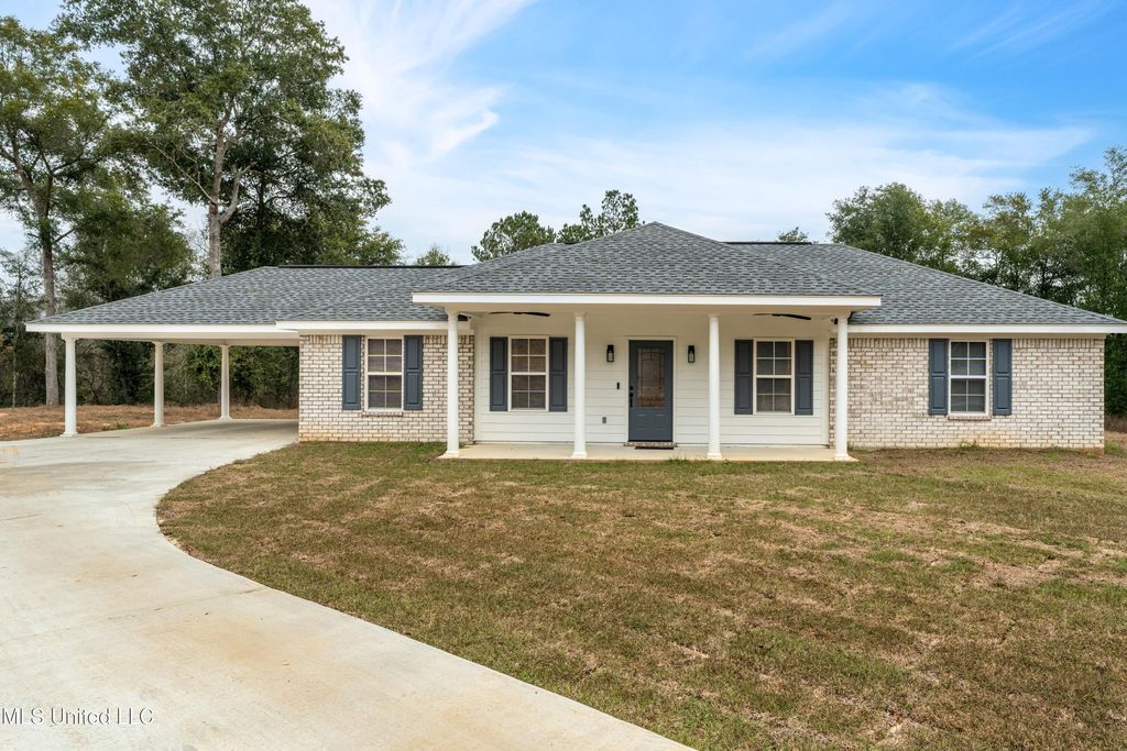 120 Cedar Grove Road, Petal, MS 39465