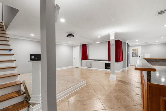 907 Oakhurst Drive, Smiths Station, AL 36877