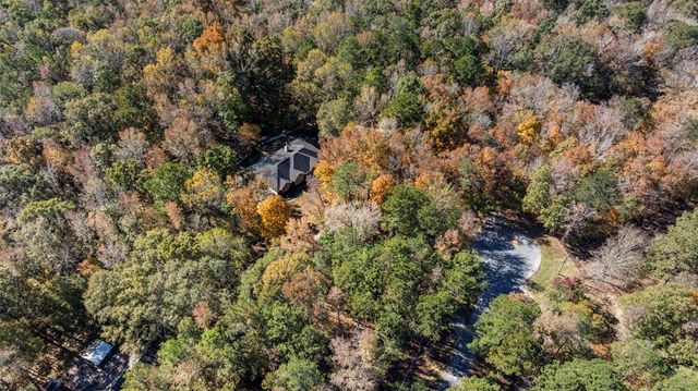 907 Oakhurst Drive, Smiths Station, AL 36877