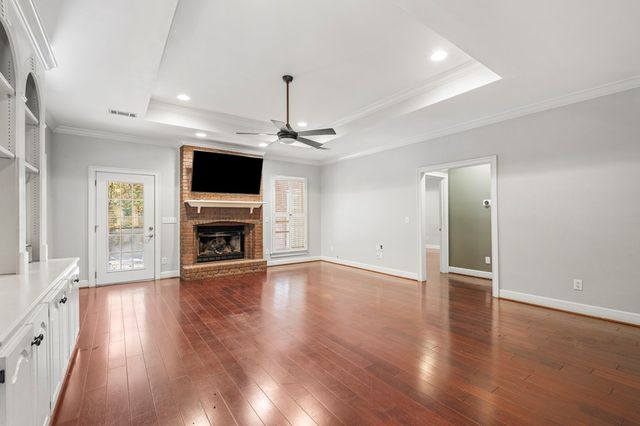 907 Oakhurst Drive, Smiths Station, AL 36877