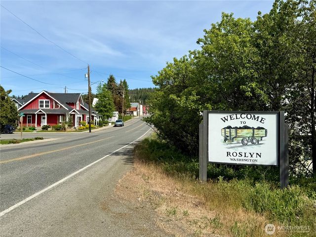 4 5th St Alley, Roslyn, WA 98941