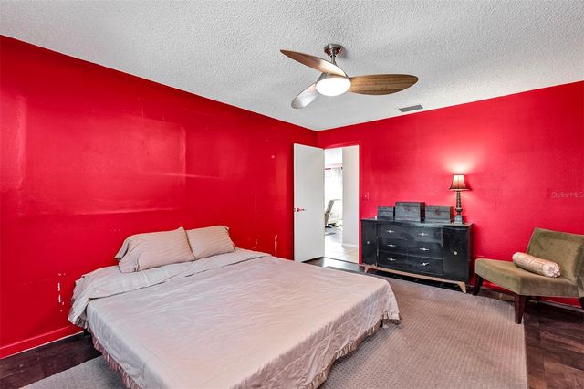 2329 NORTH AVENUE, Leesburg, FL 34748