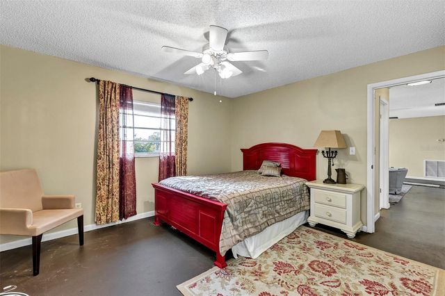 2329 NORTH AVENUE, Leesburg, FL 34748