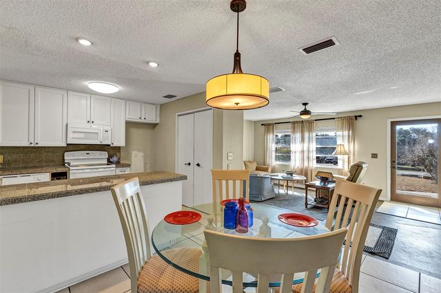 2329 NORTH AVENUE, Leesburg, FL 34748