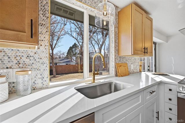 6172 W 68th Avenue, Arvada, CO 80003