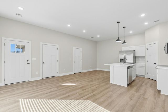 17014 W Lawson St, Goddard, KS 67052