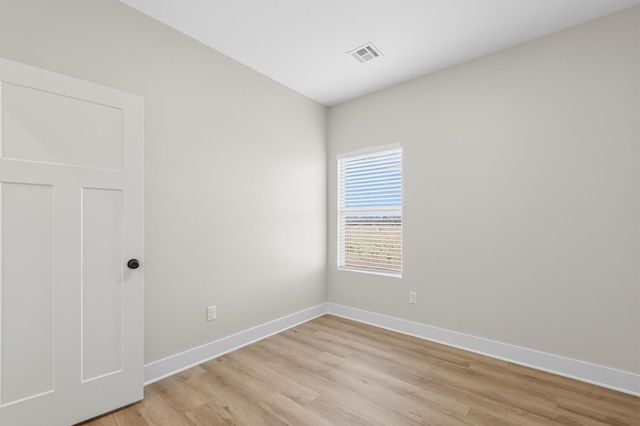 17014 W Lawson St, Goddard, KS 67052
