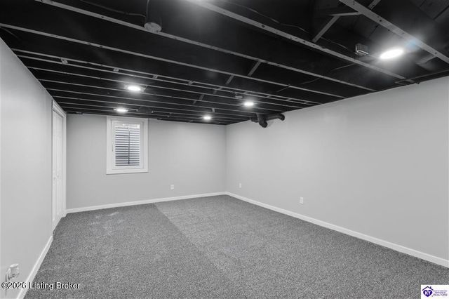 316 Deepwood Dr, Elizabethtown, KY 42701
