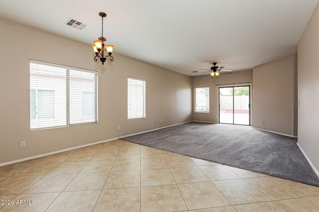 65 E SADDLE Way, San Tan Valley, AZ 85143 — photo 5