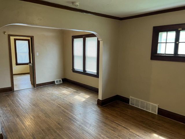 4556 N 29th STREET, Milwaukee, WI 53209