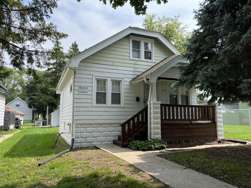 4556 N 29th STREET, Milwaukee, WI 53209