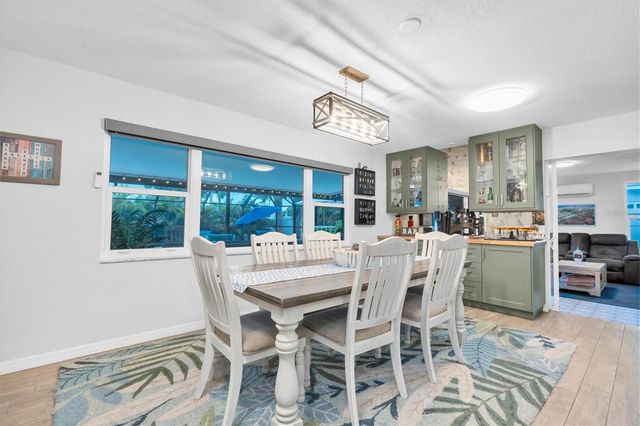 13179 DORCHESTER DRIVE, Seminole, FL 33776