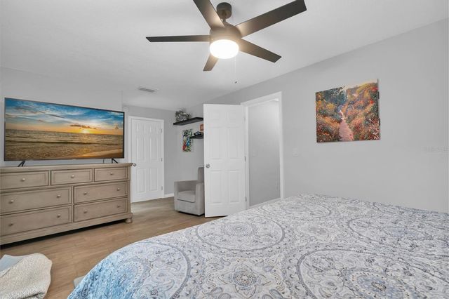 13179 DORCHESTER DRIVE, Seminole, FL 33776