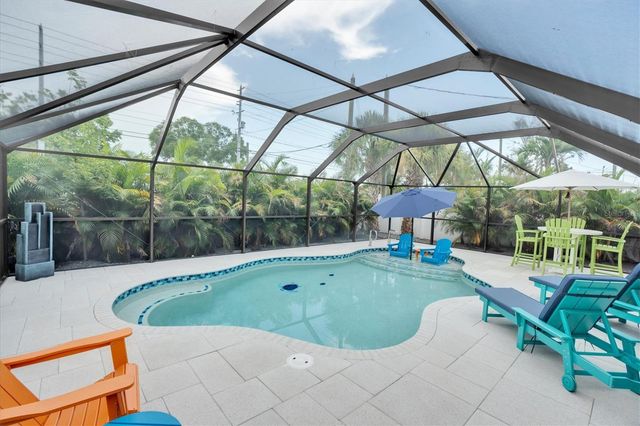 13179 DORCHESTER DRIVE, Seminole, FL 33776