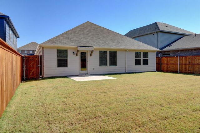 3410 Pat Mayse Drive, Farmersville, TX 75442