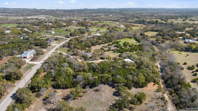 111 La Luna Drive, Blanco, TX 78606