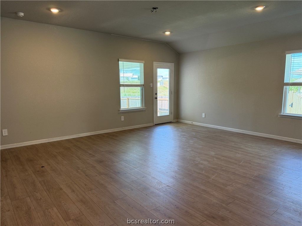 916 Legrand Street, Brenham, TX 77833 — photo 4