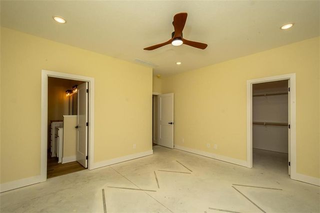 1018 Bluestem Circle, Baldwin City, KS 66006