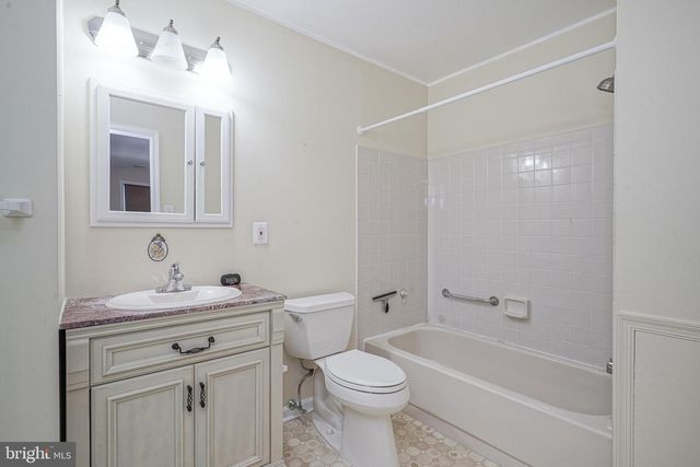 763 WESTFIELD DR, Cinnaminson, NJ 08077