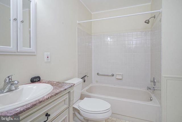 763 WESTFIELD DR, Cinnaminson, NJ 08077