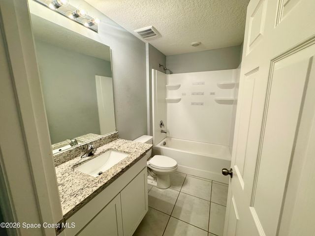 549 Como Avenue NE, Palm Bay, FL 32907