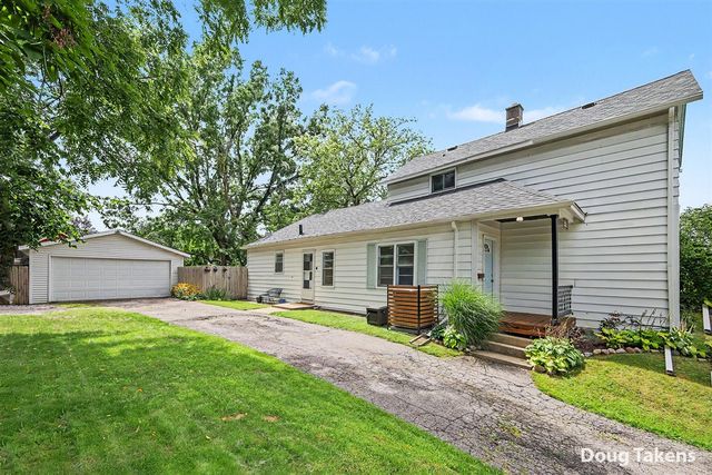 12 Travis Street, Grand Rapids, MI 49505