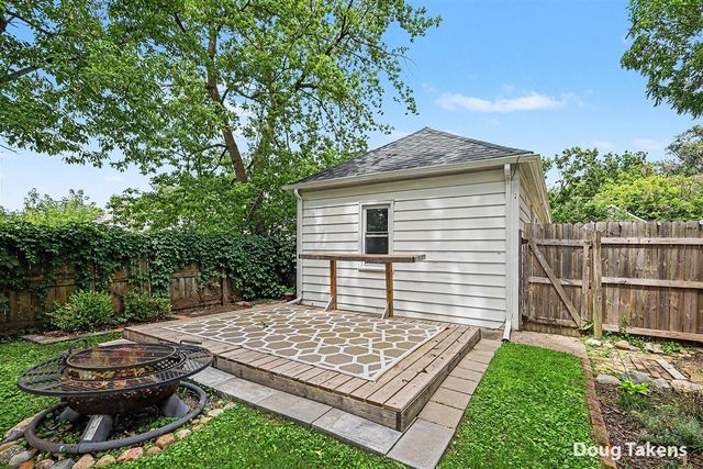 12 Travis Street, Grand Rapids, MI 49505