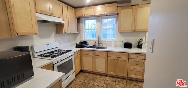 762 W Gardena Boulevard, Gardena, CA 90247