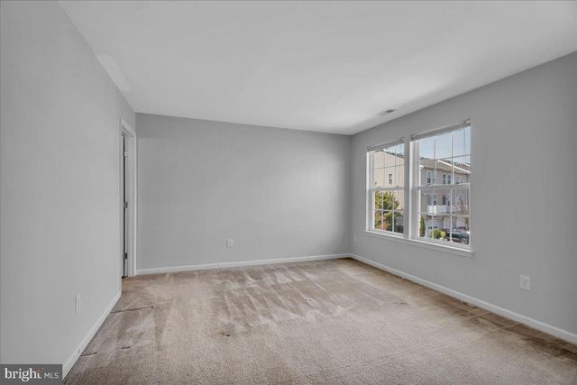 7 FRANKLIN CIR, Somerdale, NJ 08083