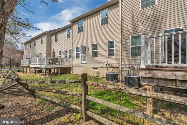 7 FRANKLIN CIR, Somerdale, NJ 08083