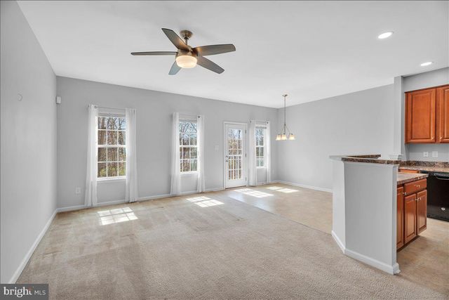 7 FRANKLIN CIR, Somerdale, NJ 08083