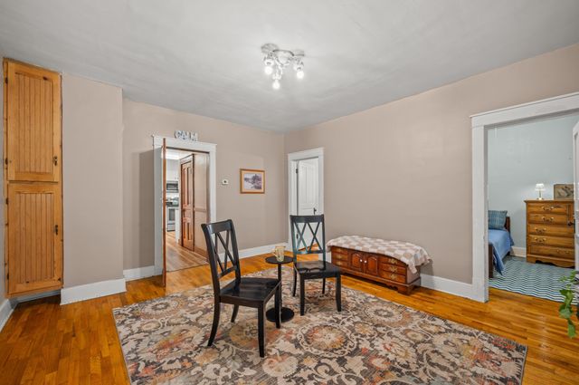 16686 Cleveland Avenue, Weesaw Twp, MI 49113