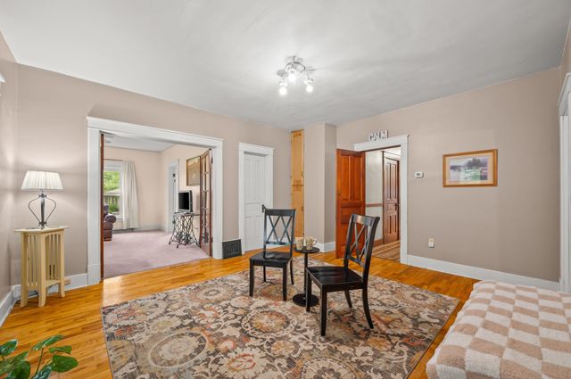 16686 Cleveland Avenue, Weesaw Twp, MI 49113